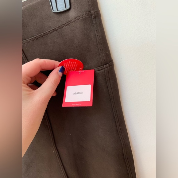 Spanx Chocolate Velvet Leggings NWT - Picture 3 of 7